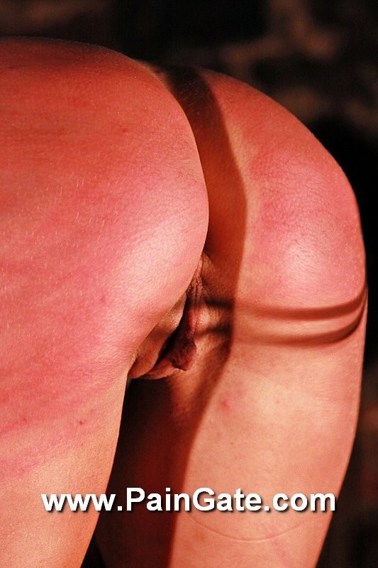 Extreme whipping in dungeon #68092051