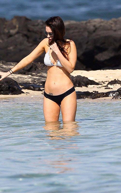 Megan Fox exposing fucking sexy body and huge boobs in bikini #75273262