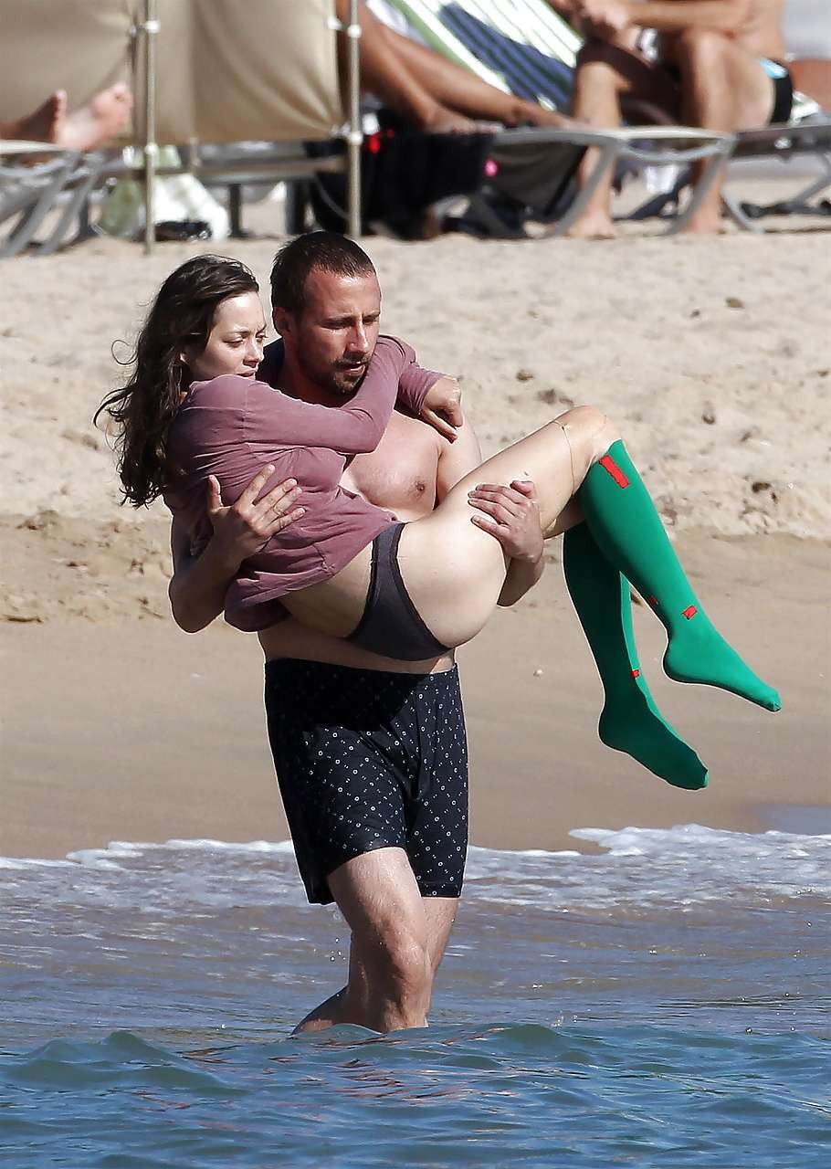 Marion Cotillard showing her nice big tits on beach with friend paparazzi pictur #75285763