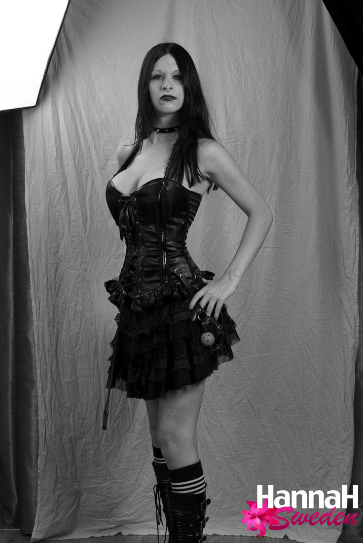 If you like Goth Trannies you will love these photos of TS Hanna #75681525