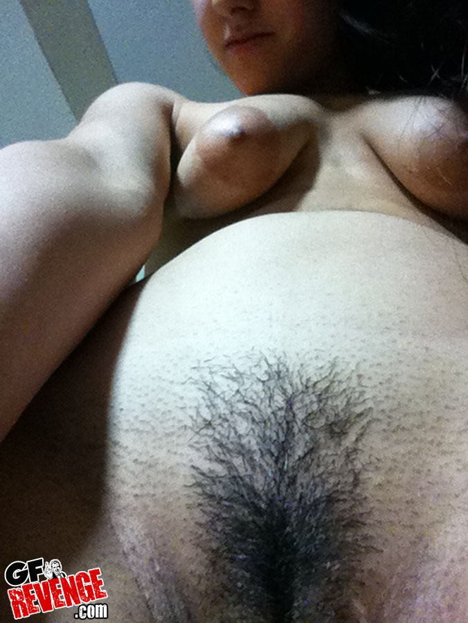 Amateur teen gf shoots herself masturbating nude
 #79395454