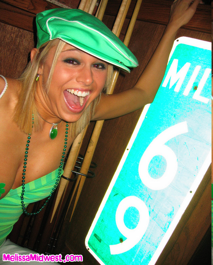 Melissa Midwest out at the bars for St Paticks Day #67102409