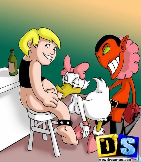 Luanne con doble d tetas juega con cruel batman
 #69676266