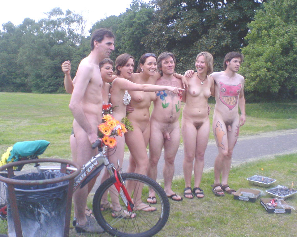 Ex-petites amies nues dans des photos de vengeance
 #77111544