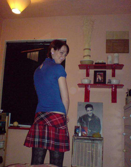 Chupando una erección
 #68137085