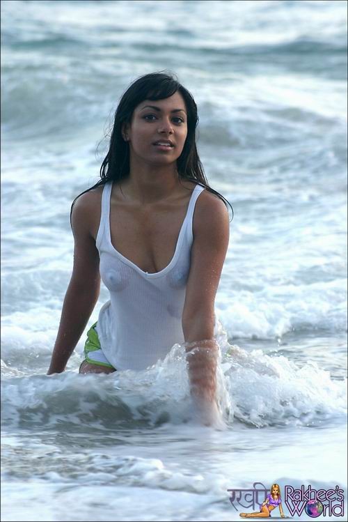 Indian babe posing at the beach #72321154