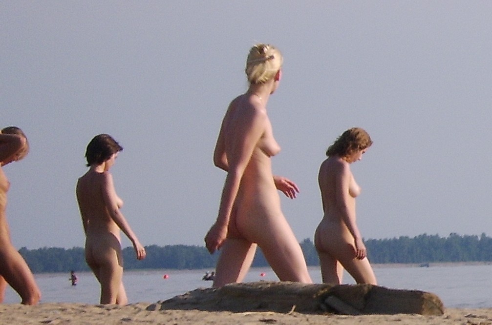 Unbelievable nudist photos 信じられないほどのヌード写真
 #72298378