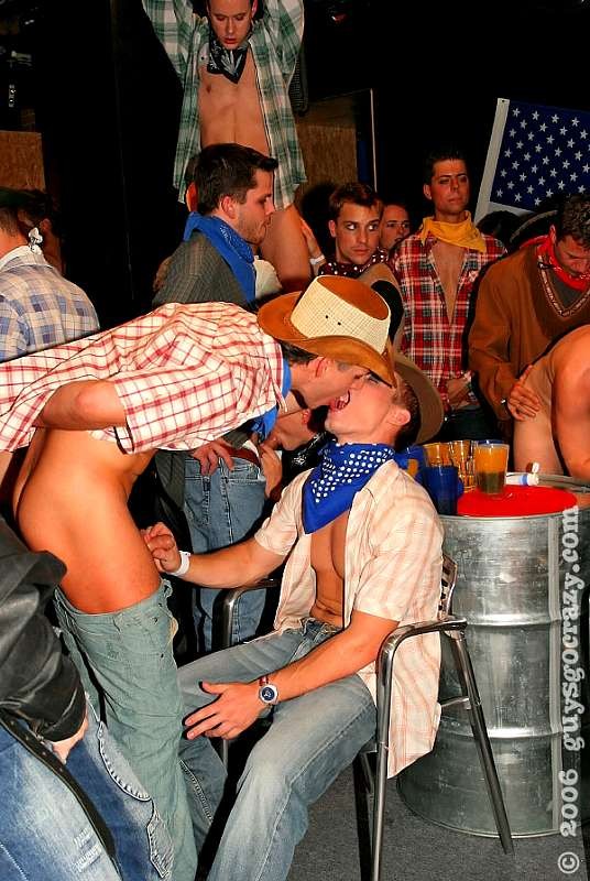 Cowboy gives stranger oral pleasure at a local pub #76997476