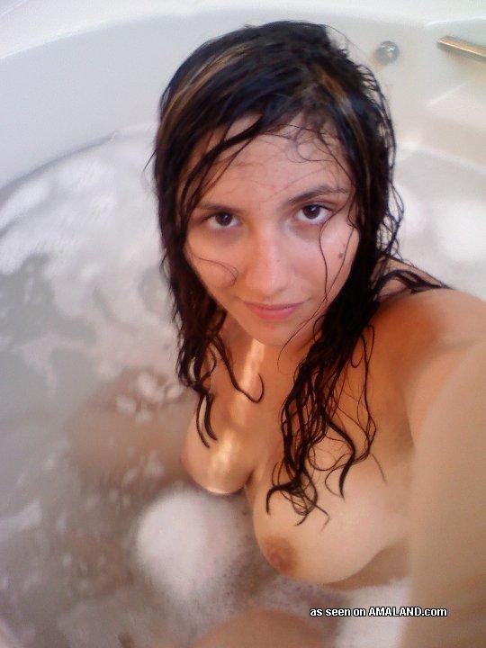 Sammlung eines frechen Camwhoring-Babes, das ihre Titten zeigt
 #75694645