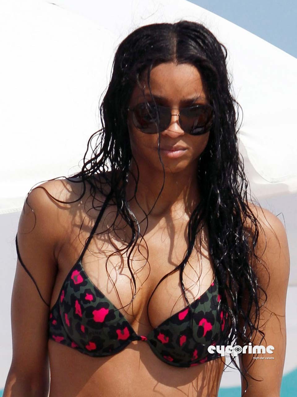 Ciara exposing her fucking sexy body and huge cleavage in bikini on beach #75304293