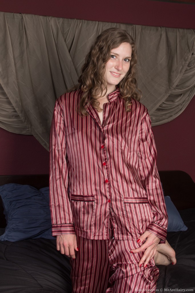 Kiss Montress takes off pajamas while in bed #77275253