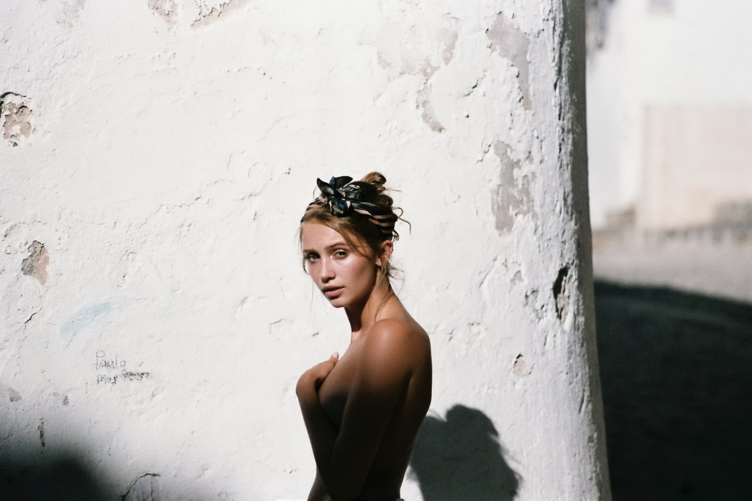 Cailin russo en topless para la sesión de fotos de la campaña mlle springsummer 2015 por henrik pu
 #75182130