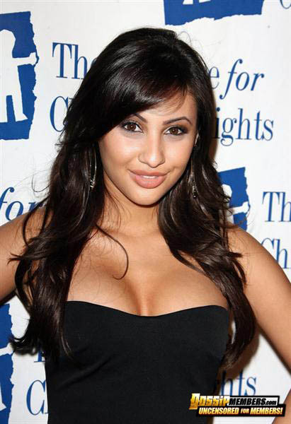 Glam teen queen Francia Raisa displays sexy and hot in pictures #75141365