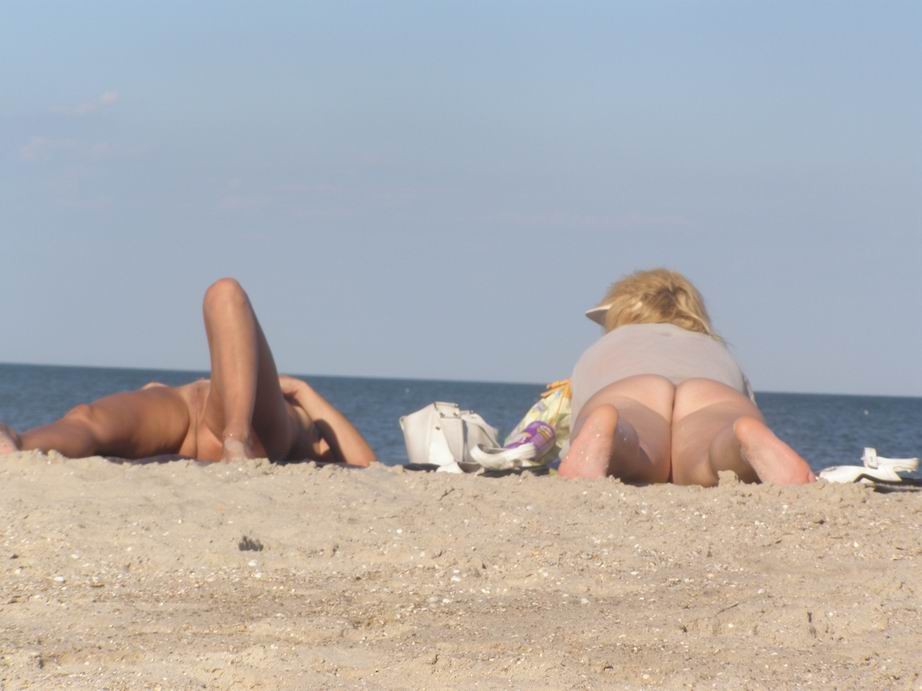 Attenzione - foto e video di nudisti incredibili
 #72267640