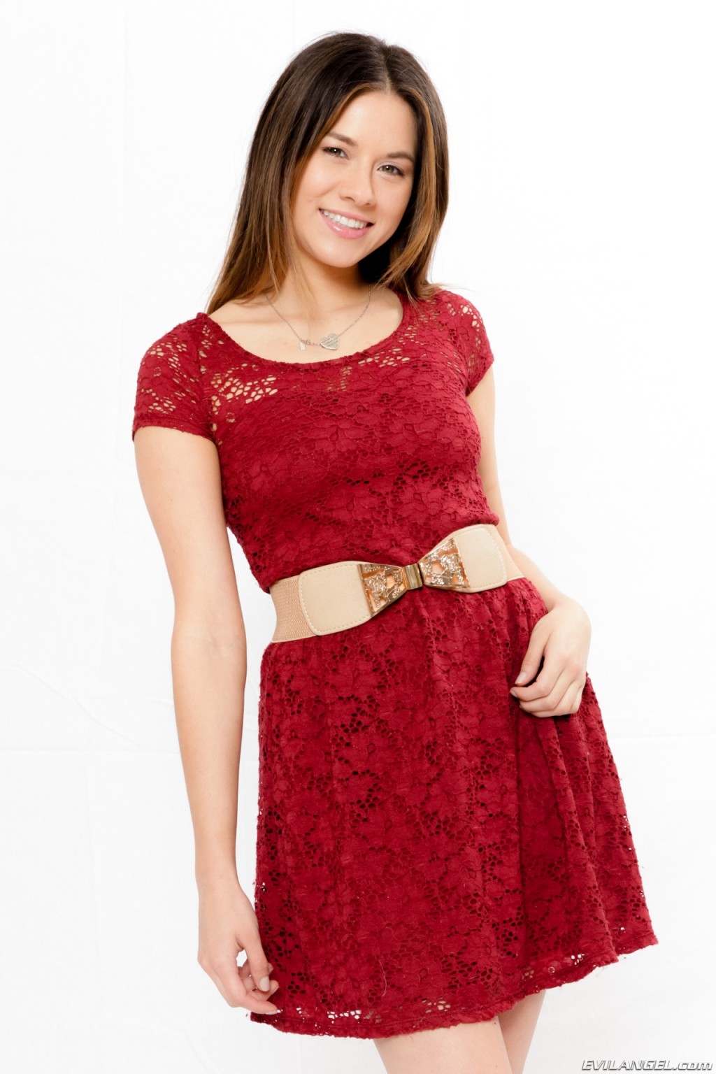 Shyla jennings en vestido rojo
 #76437988