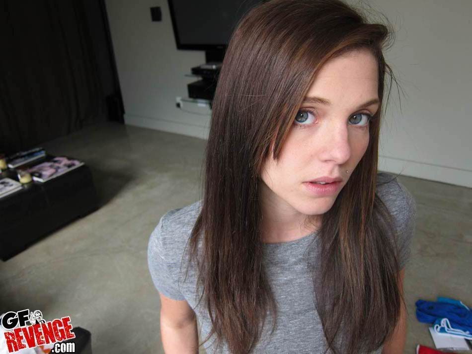 Petite amateur chick obtaining nailed #72334940