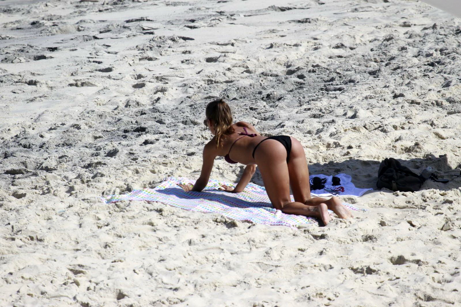 Fernanda de Freitas showing off her ass in bikini on the beach in Prainha, west  #75219013