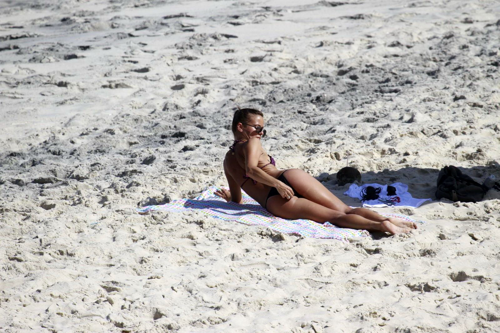 Fernanda de Freitas showing off her ass in bikini on the beach in Prainha, west  #75219033