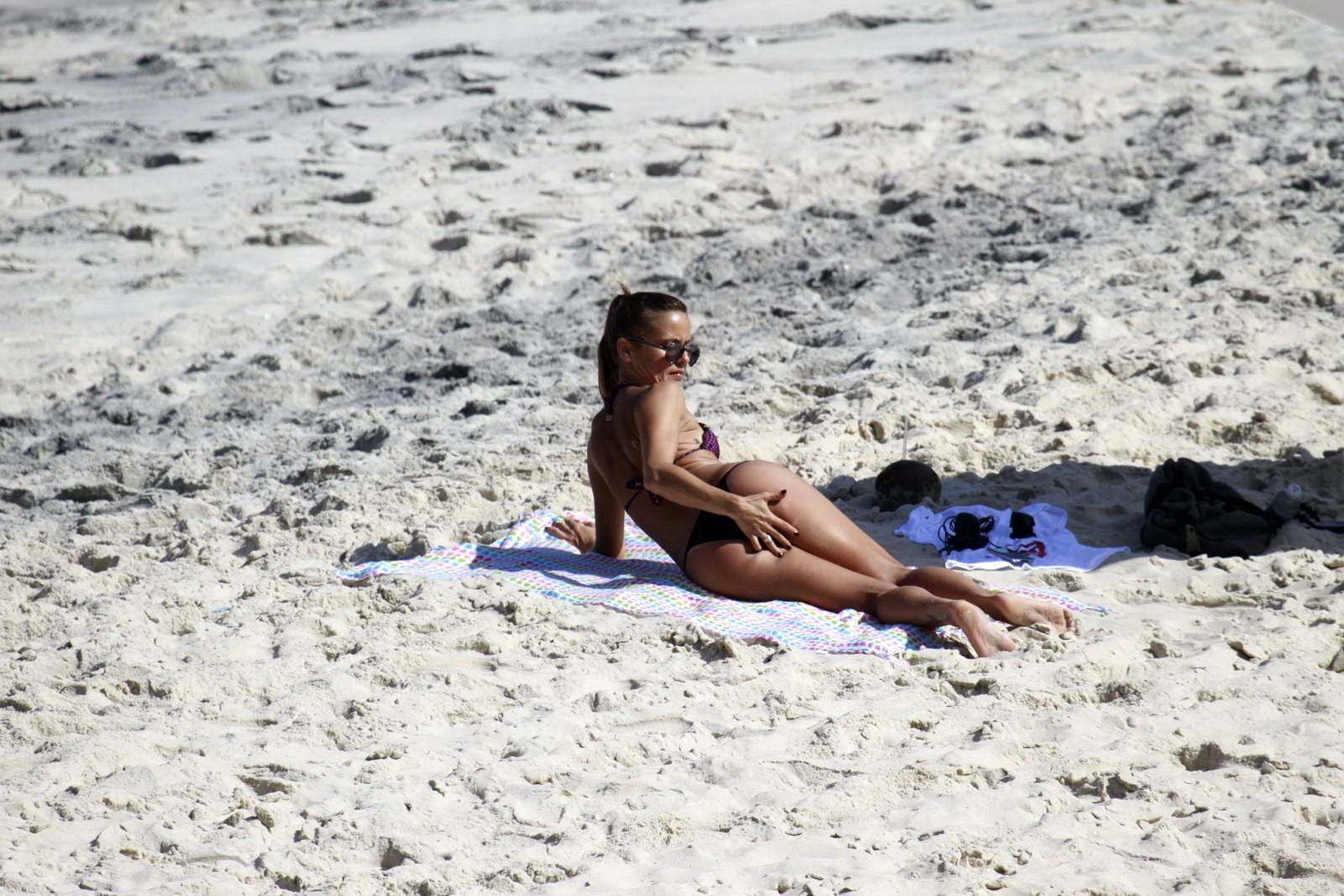 Fernanda de Freitas showing off her ass in bikini on the beach in Prainha, west  #75219105