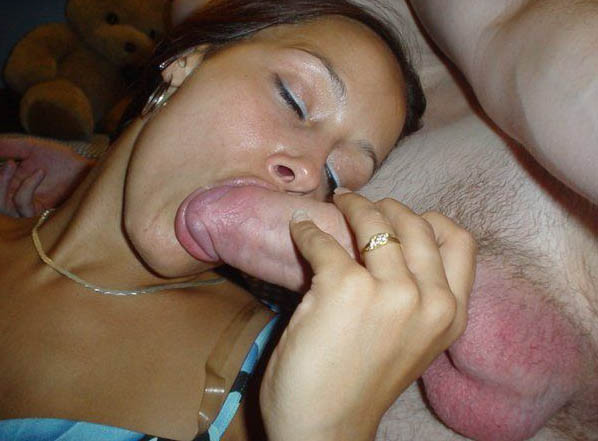 Schwanz lutschende Schlampen
 #68135120