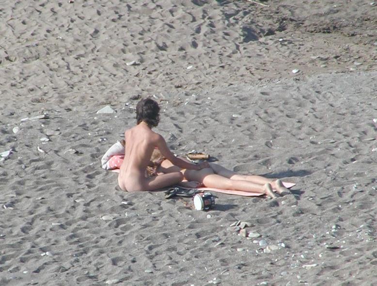 Avertissement - photos et vidéos de nudistes réels et incroyables
 #72276044