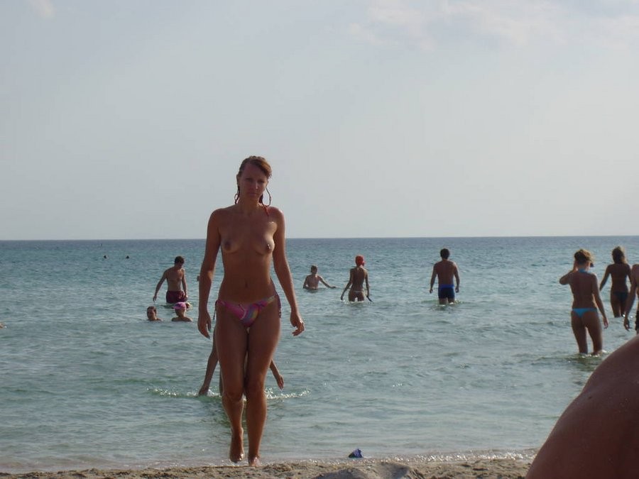 Increíbles fotos nudistas
 #72311712