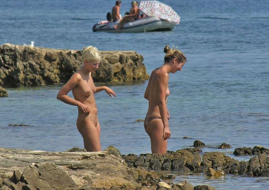 Attenzione - foto e video di nudisti incredibili
 #72275957