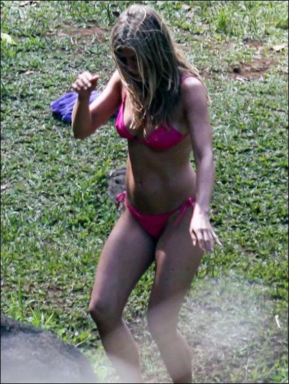 Jennifer Aniston magnificent cleavage in bikini #75291377