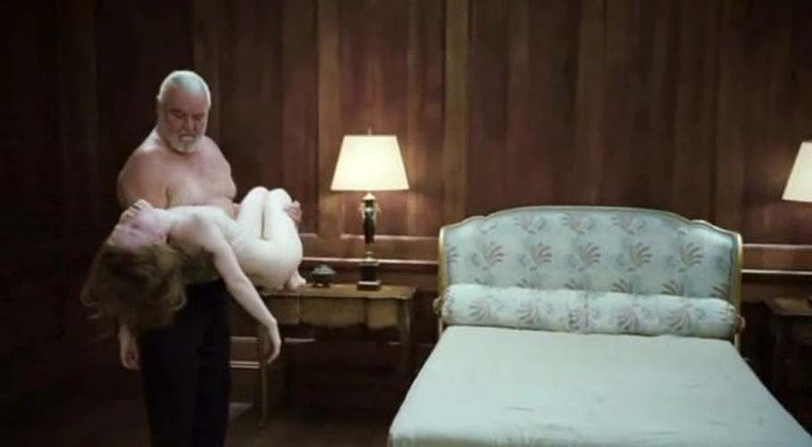 Emily Browning exposing nude body and get fucking very hard by the old man #75289737