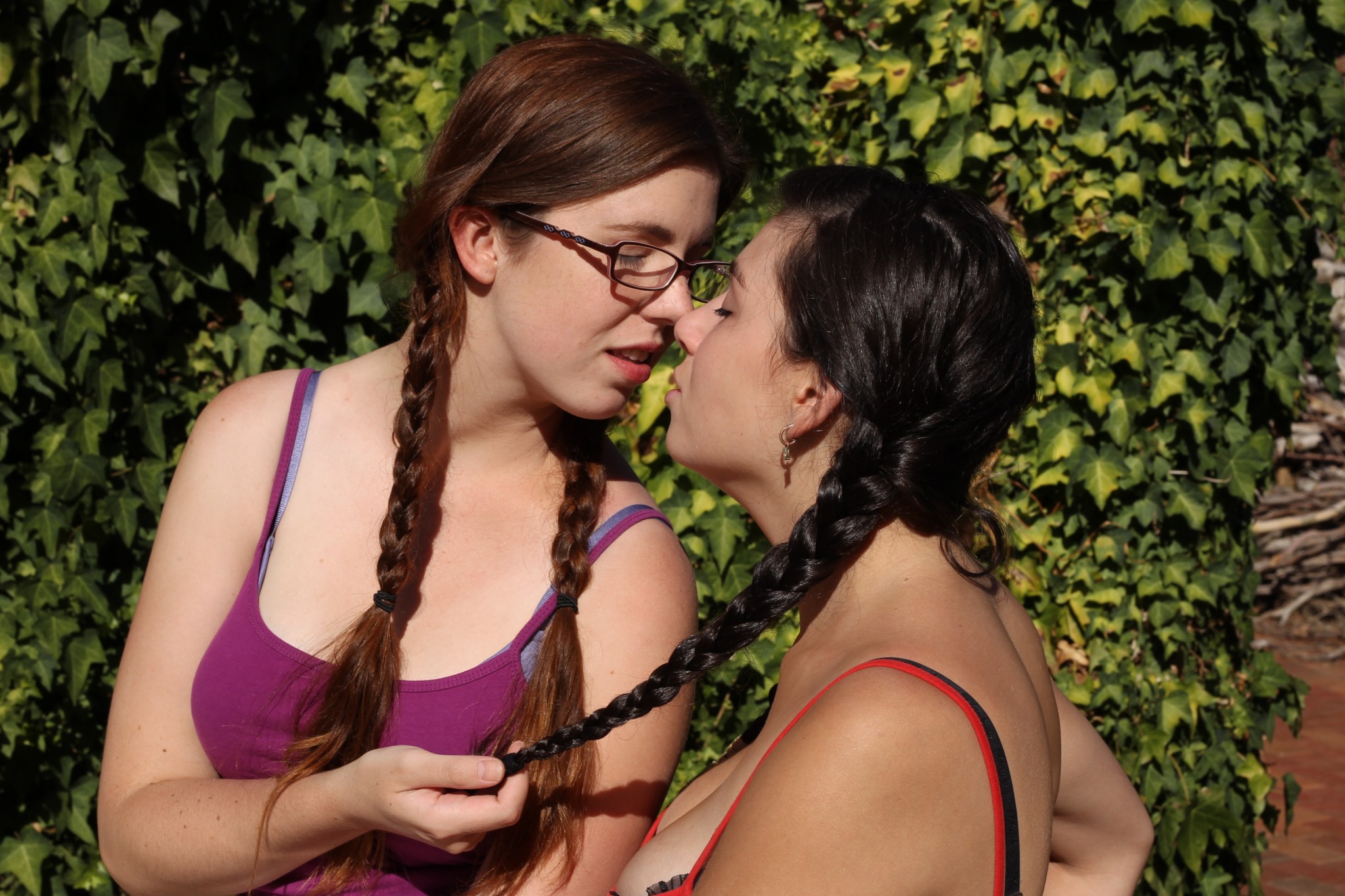 Due lesbiche giovani pelose dall'australia
 #67309507