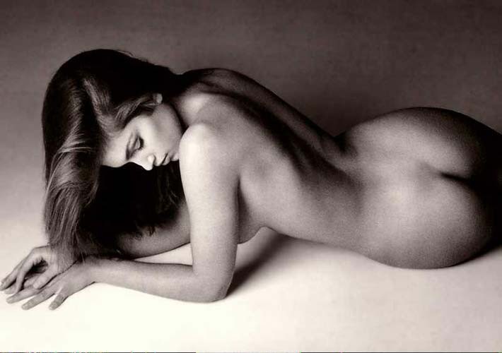Cindy Crawford shows her body and tits in seductive poses sexsi #75294629