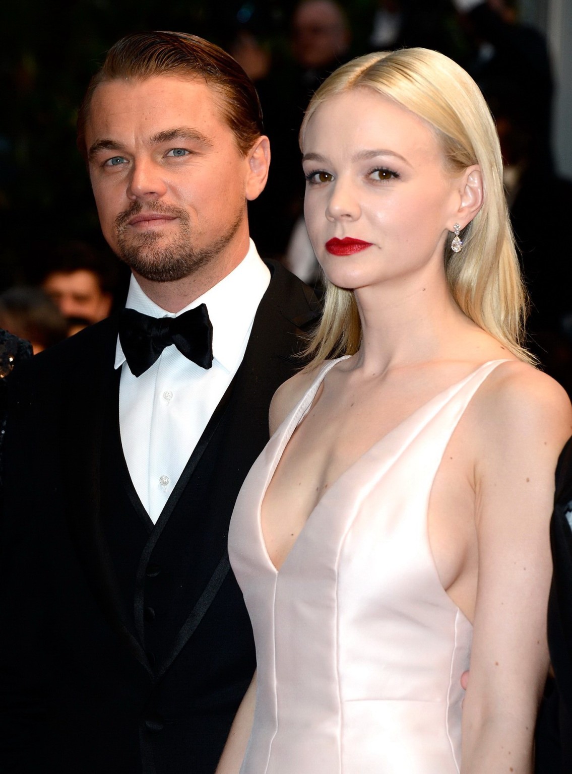 Busty Carey Mulligan mostrando lato tette scissione al 66 ° annuale cannes film 
 #75232252