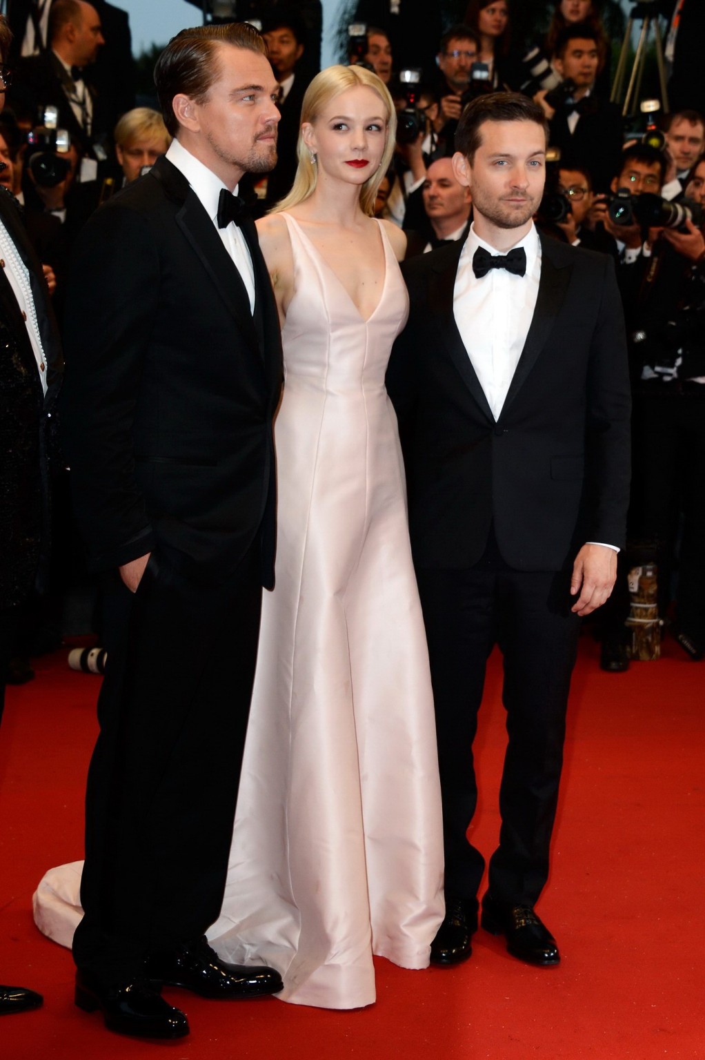 Die vollbusige Carey Mulligan zeigt ihr Dekolleté auf der 66. jährlichen Cannes-Filmschau 
 #75232301