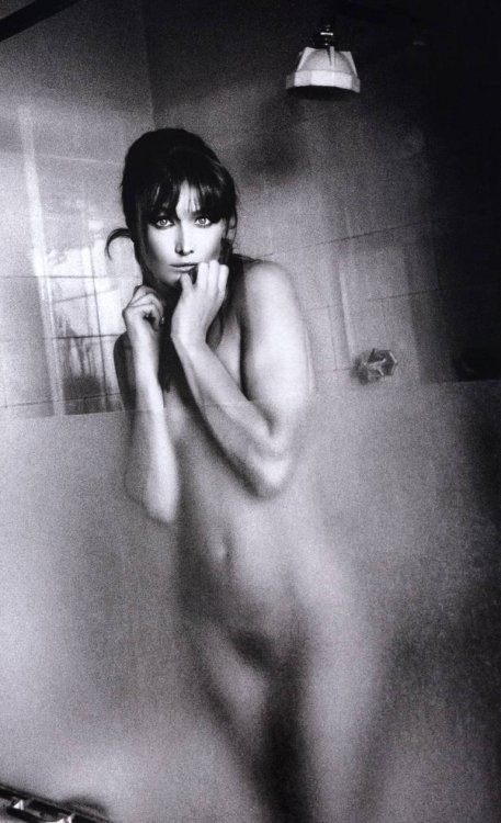 Carla Bruni the french presidents wife topless and naked #75416117