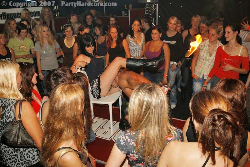Amateur fucking hard on the floor of an orgy sex party club #76856716