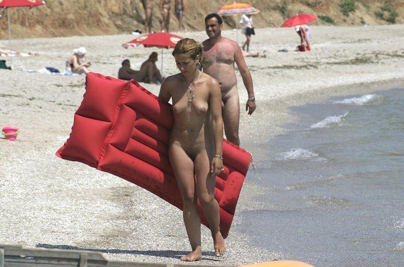 Attenzione - foto e video di nudisti incredibili
 #72267237