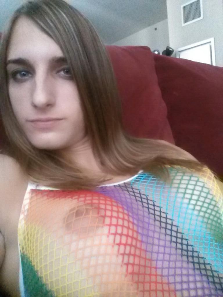Selfies de transexuales
 #67486823