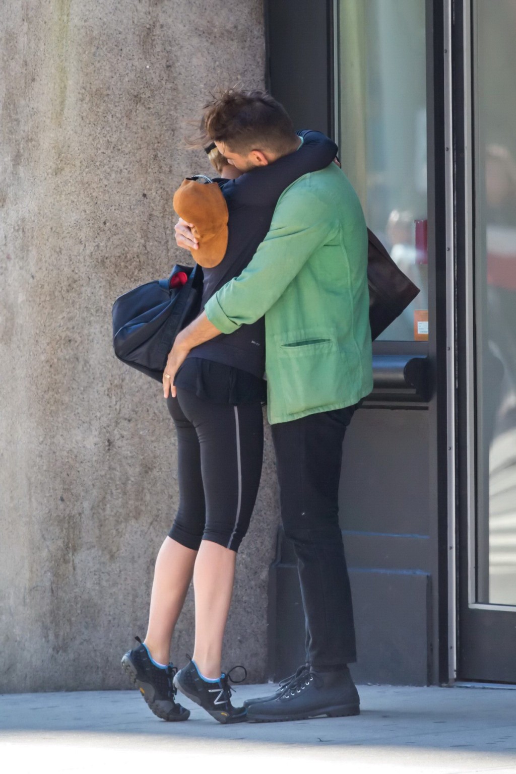 Scarlett Johansson in black leggings getting ass groped while make out in NYC #75184008