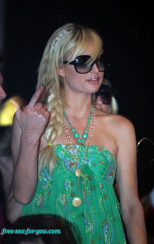 Paris Hilton posing sexy in solarium and nipple slip photos #75435352