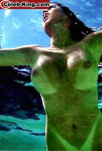 Celebrity Jennifer Connelly showing boobs for the camera #75411084