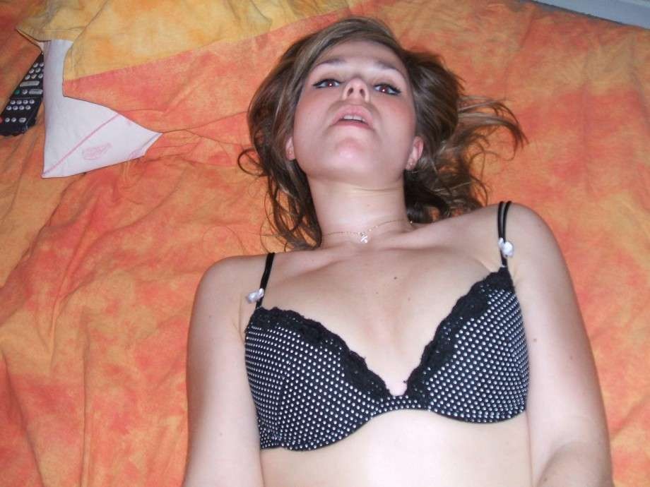 Pictures of a drunk and horny wife giving a hot BJ #75459834