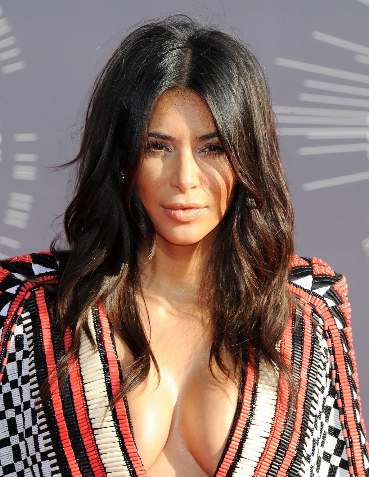 Kim kardashian montrant un énorme décolleté lors des mtv video music awards 2014 à ingle.
 #75187465