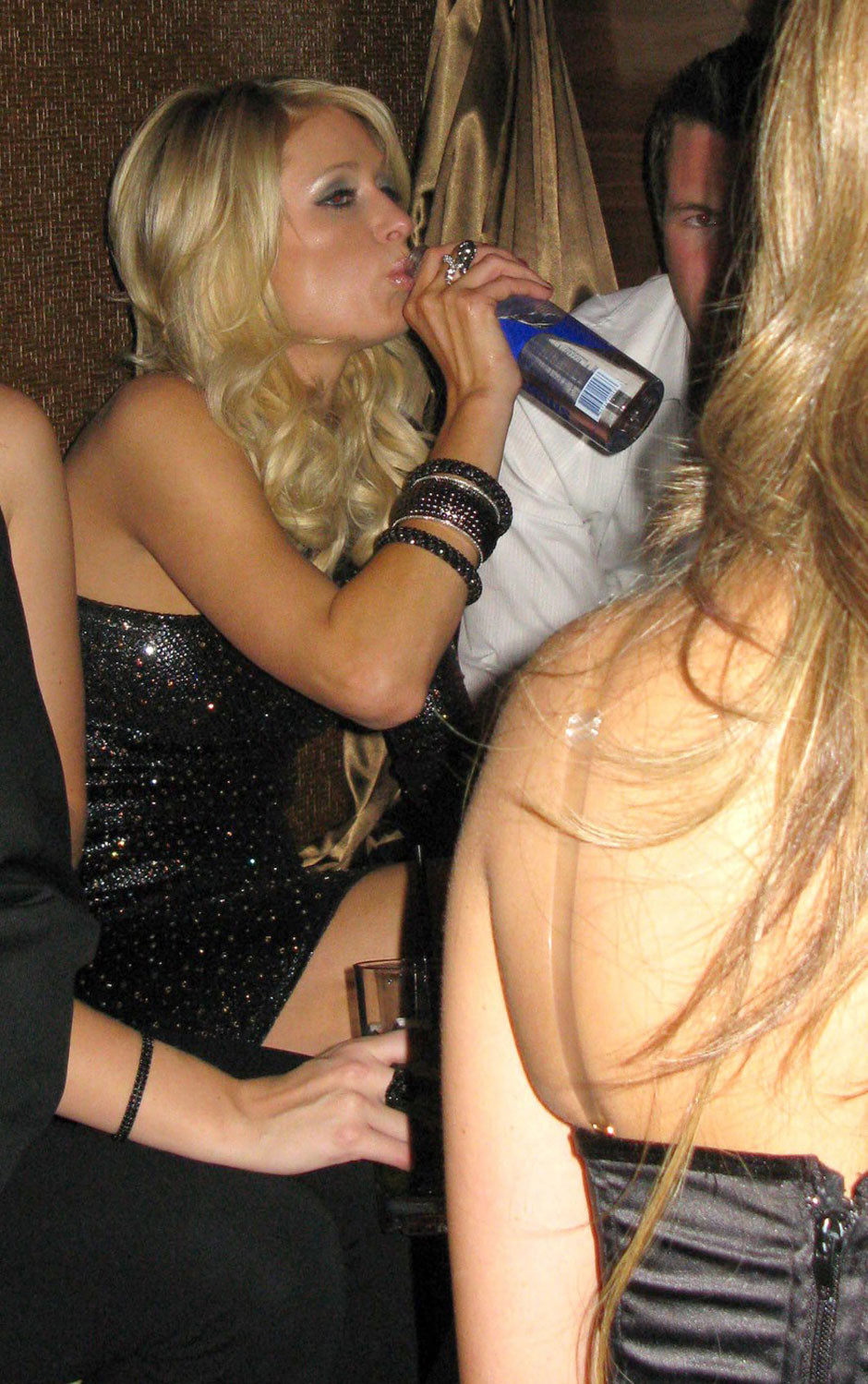 Paris Hilton hot party upskirt foto
 #75352877