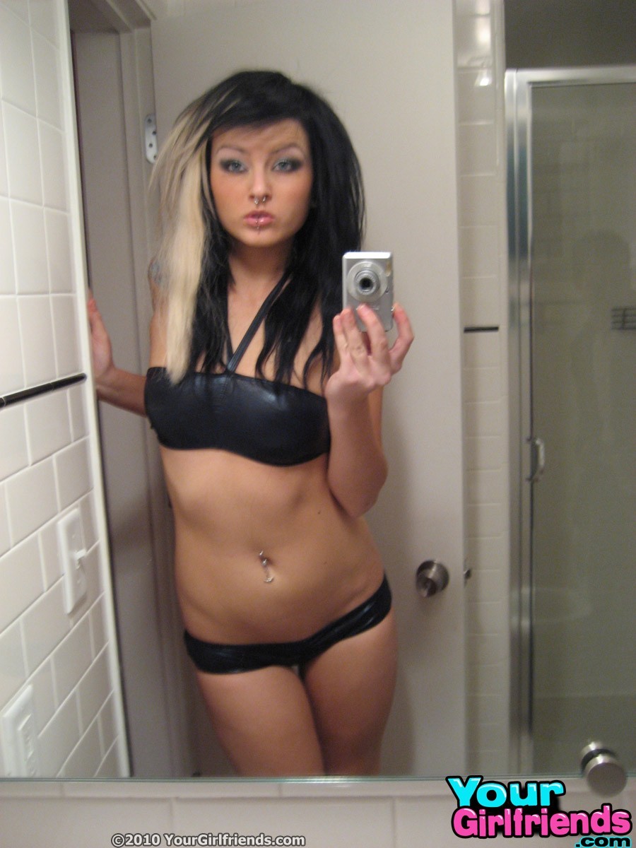 Emo teen snaps some mirror pics of her hot as fuck body for her BF #67332971