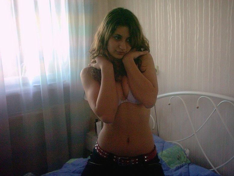 Pretty amateur teen stripping and posing for you with no shame #79392703