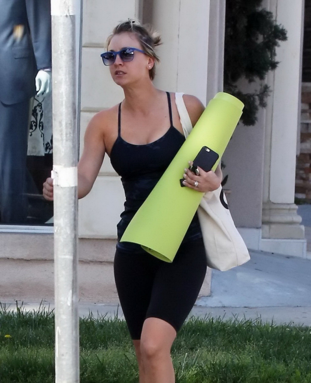 Kaley Cuoco busty and booty in tiny top and leggings leaving a yoga class in She #75169377