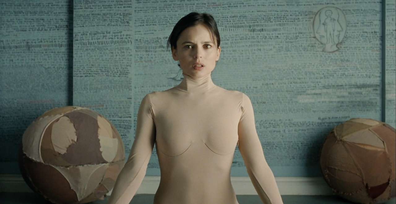 Elena anaya mostrando sus bonitas tetas y su culo en escenas de cine desnudo
 #75273241