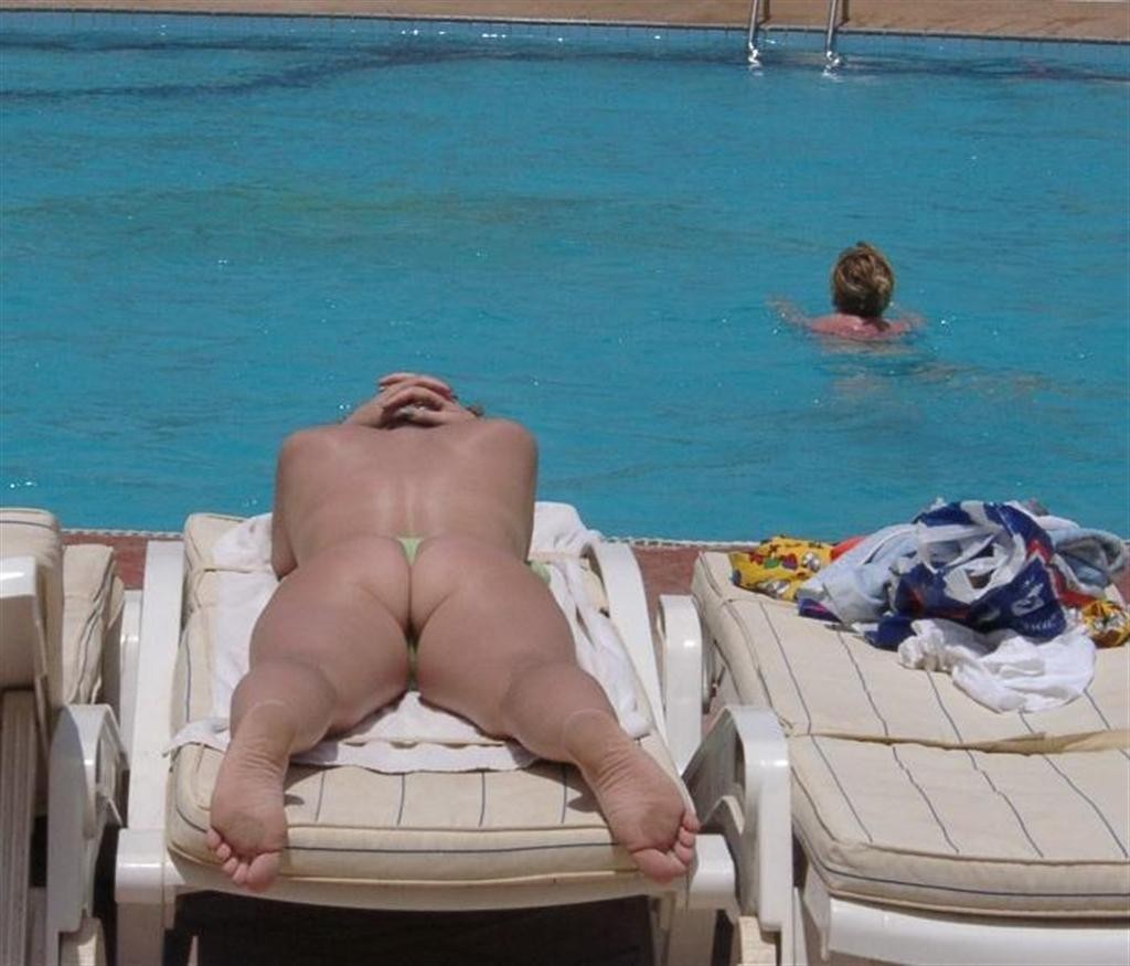 Avertissement - photos et vidéos de nudistes réels et incroyables
 #72274251