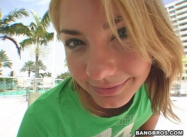 Dulce chica va porno
 #77440466