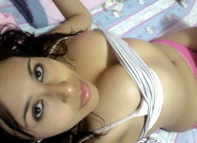 Big tits asian girlfriend in home amateur porn pics #67318908
